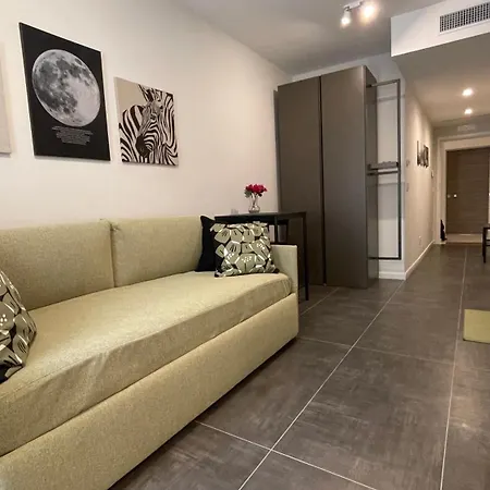 Maya Nest, Sampay Bay E Chicco - Urban Vibe In The Heart Of * Bari