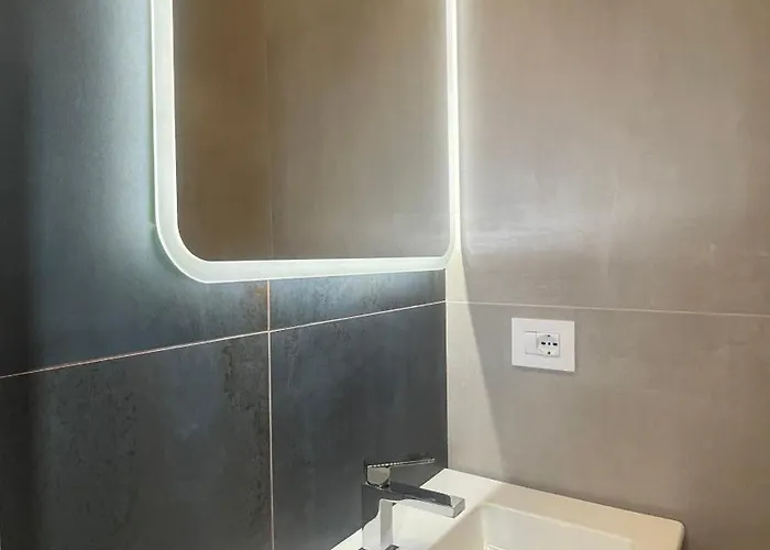 Maya Nest, Sampay Bay E Chicco - Urban Vibe In The Heart Of * Bari