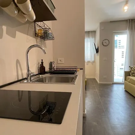 Maya Nest, Sampay Bay E Chicco - Urban Vibe In The Heart Of *