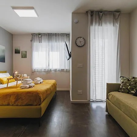 Apartament Maya Nest, Sampay Bay E Chicco - Urban Vibe In The Heart Of
