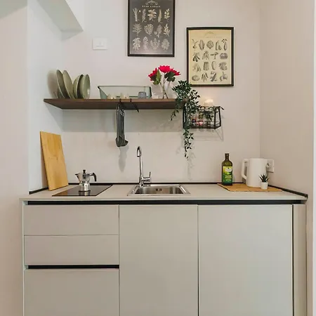 Maya Nest, Sampay Bay E Chicco - Urban Vibe In The Heart Of Apartament