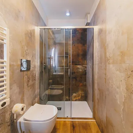 Maya Nest, Sampay Bay E Chicco - Urban Vibe In The Heart Of Apartament *