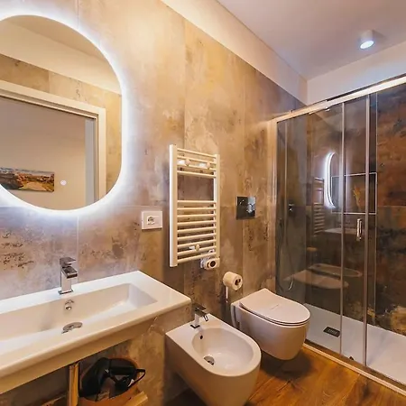 Maya Nest, Sampay Bay E Chicco - Urban Vibe In The Heart Of * Bari