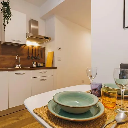 Maya Nest, Sampay Bay E Chicco - Urban Vibe In The Heart Of * Bari