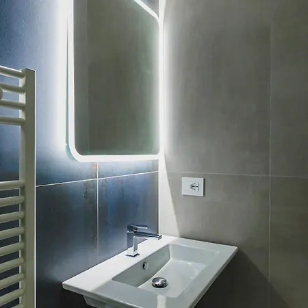 Maya Nest, Sampay Bay E Chicco - Urban Vibe In The Heart Of Apartament Bari
