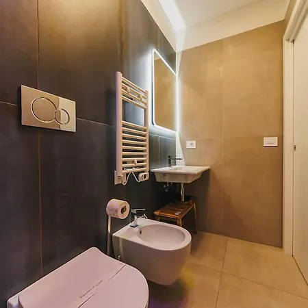 Apartament Maya Nest, Sampay Bay E Chicco - Urban Vibe In The Heart Of *