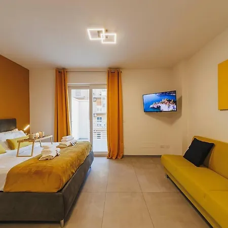 Maya Nest, Sampay Bay E Chicco - Urban Vibe In The Heart Of Apartament