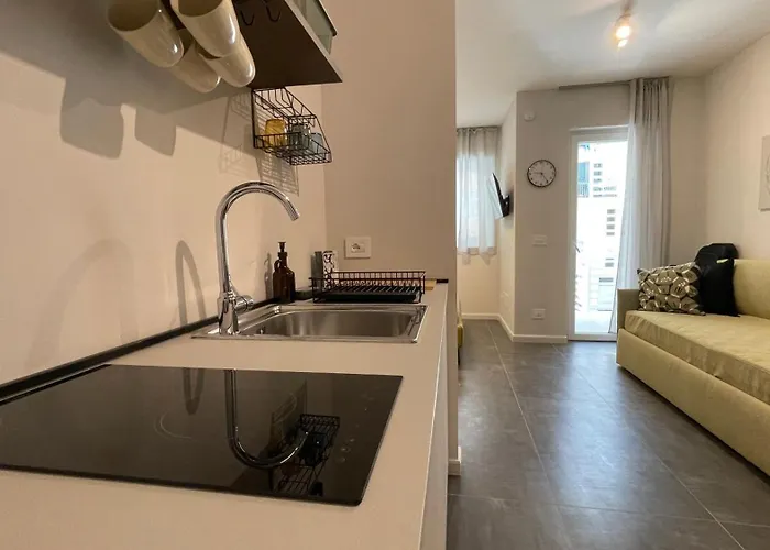 Maya Nest, Sampay Bay E Chicco - Urban Vibe In The Heart Of *